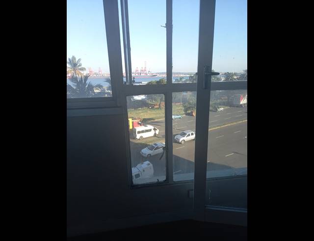1.5 BEDROOM APARTMENT FOR SALE IN DURBAN CENTRAL